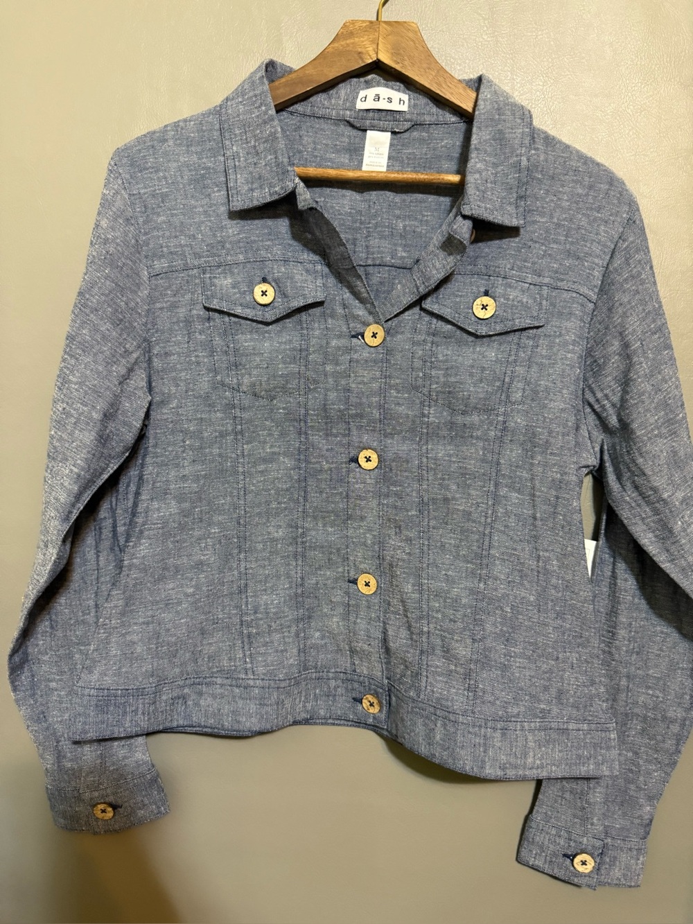 Dash Women's Chambray Button-Front lightweight Jacket in Blue Sz M
